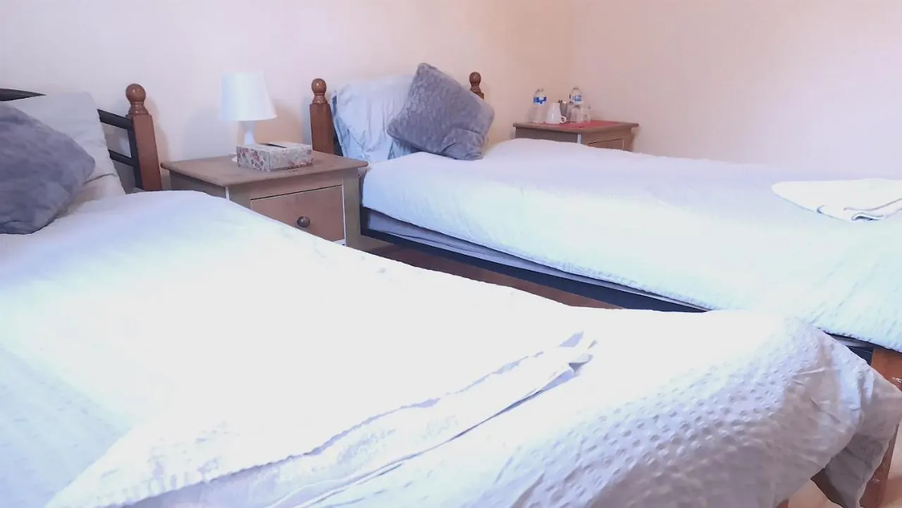Stayeasy B&B In Trendy Heart Of London